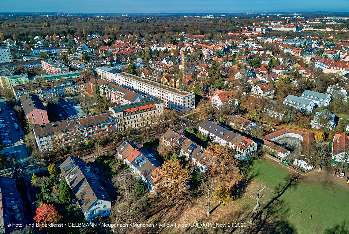 21.11.2020 - Hirschgarten mit Paketposthalle in München